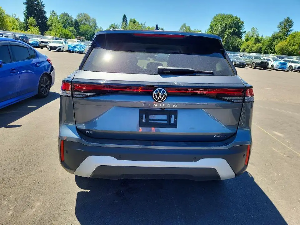2025 VOLKSWAGEN TIGUAN SE  