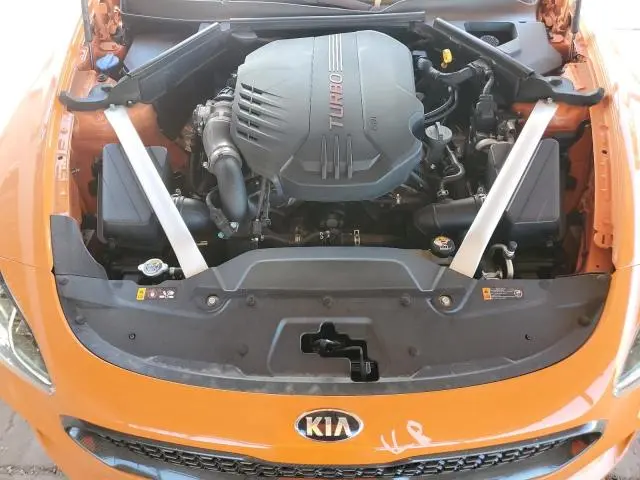 2019 KIA STINGER GT  