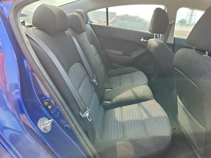 2017 KIA FORTE S  