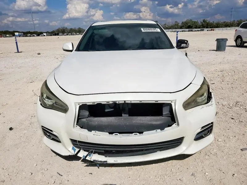 2016 INFINITI Q50 BASE  