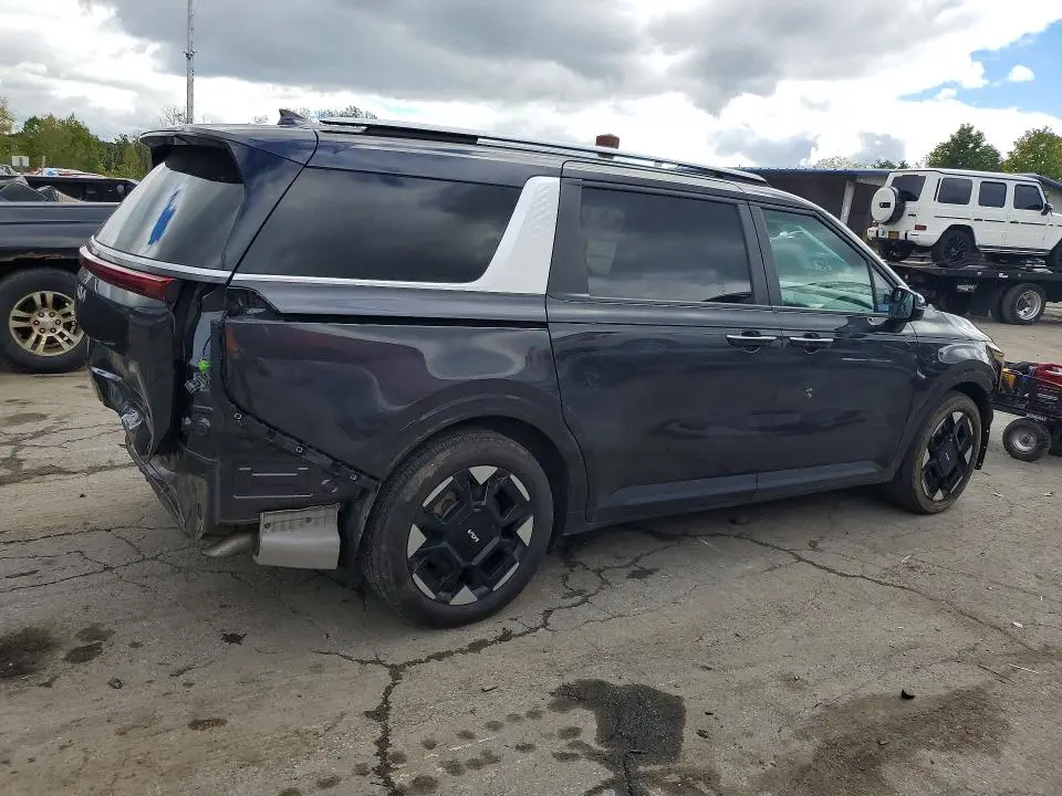 2025 KIA CARNIVAL EX  