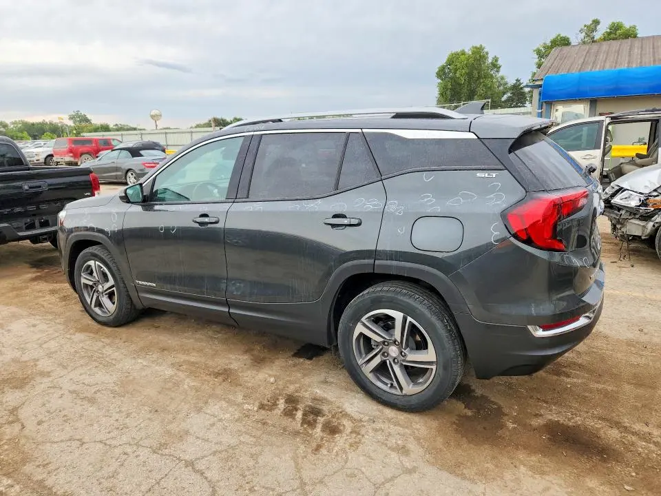 2021 GMC TERRAIN SLT  