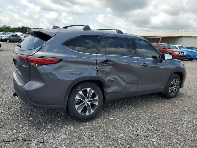 2021 TOYOTA HIGHLANDER HYBRID XLE  