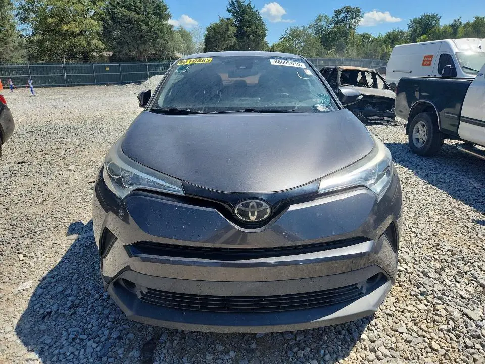 2018 TOYOTA C-HR XLE  