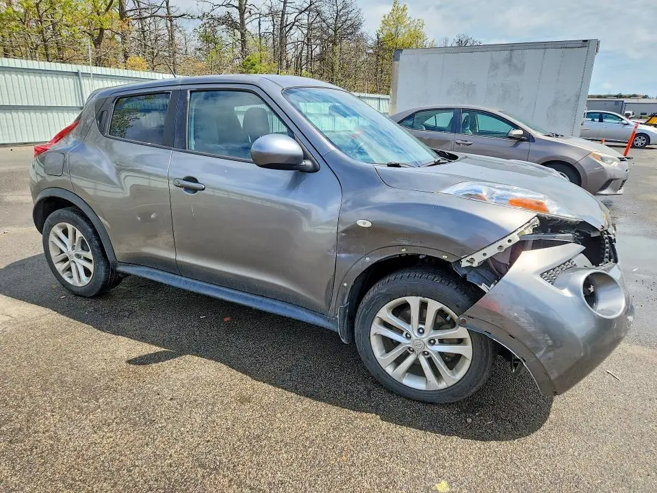 2012 NISSAN JUKE S  