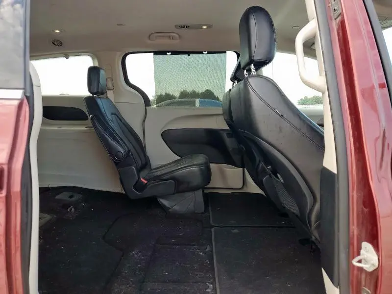 2020 CHRYSLER VOYAGER LXI  