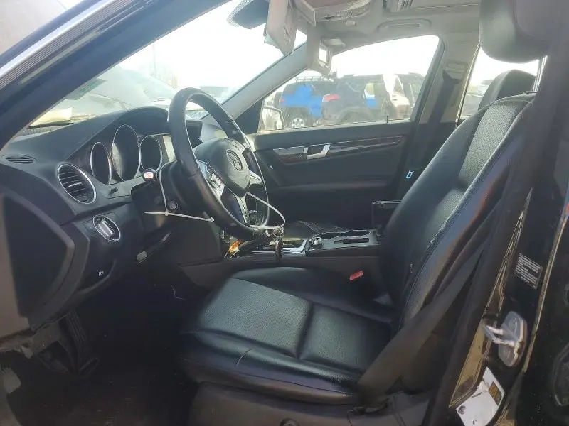 2013 MERCEDES-BENZ C 250  