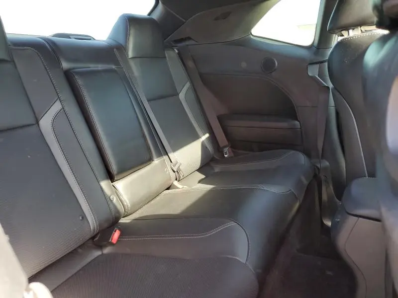 2018 DODGE CHALLENGER SXT  