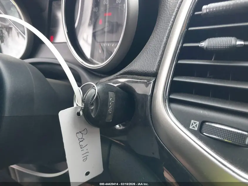 2011 JEEP GRAND CHEROKEE LAREDO