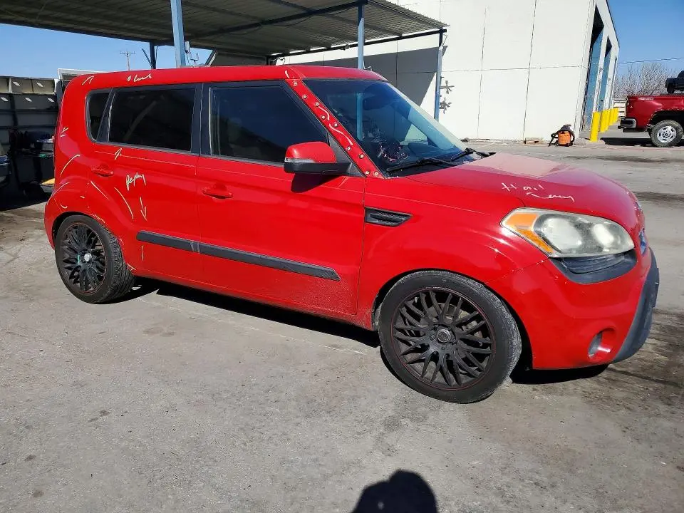 2012 KIA SOUL +  