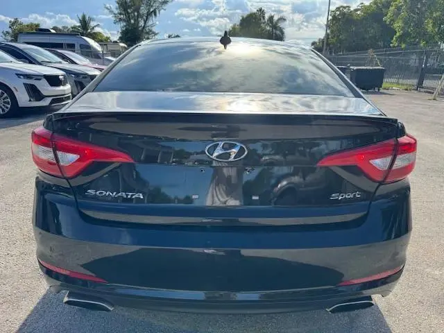 2016 HYUNDAI SONATA SPORT  