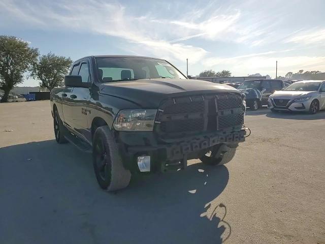 2016 RAM 1500 ST