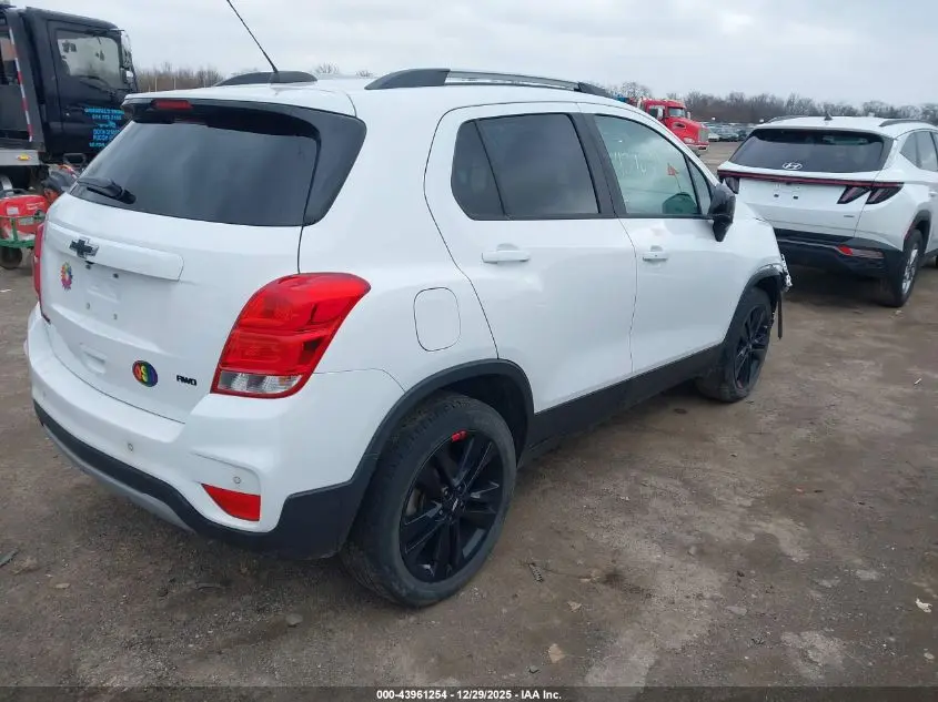2020 CHEVROLET TRAX AWD LT