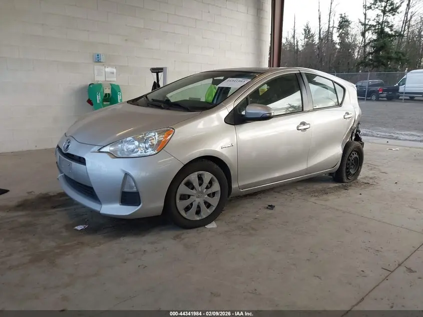 2014 TOYOTA PRIUS C TWO
