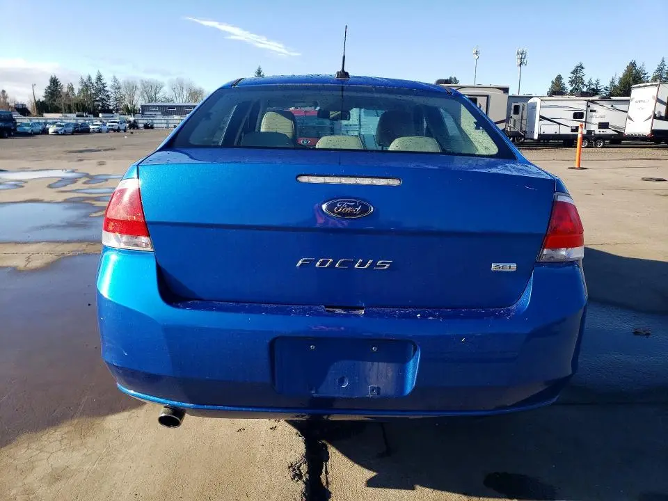 2010 FORD FOCUS SEL  