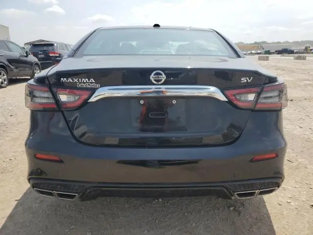 2022 NISSAN MAXIMA SV  