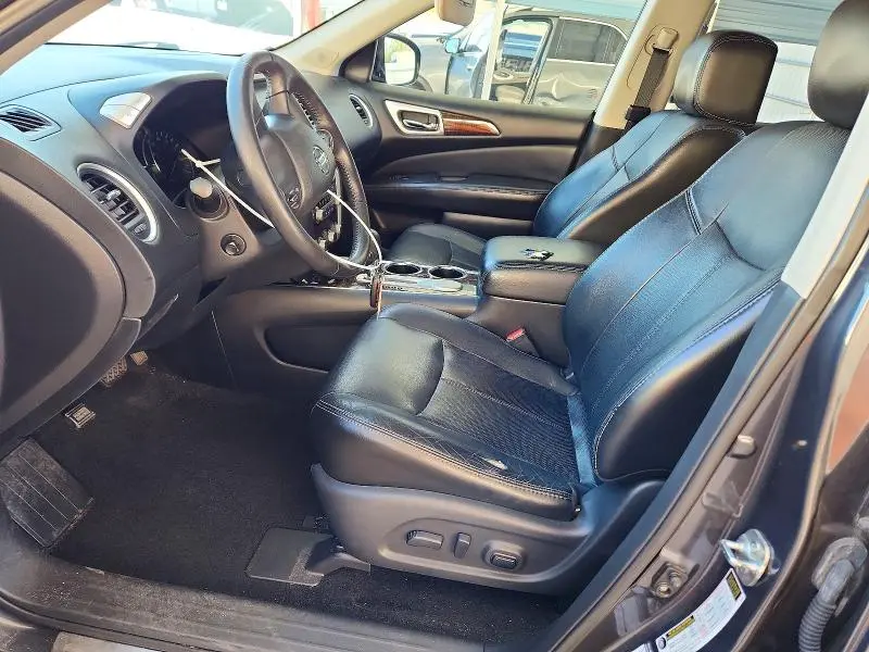 2014 NISSAN PATHFINDER S  