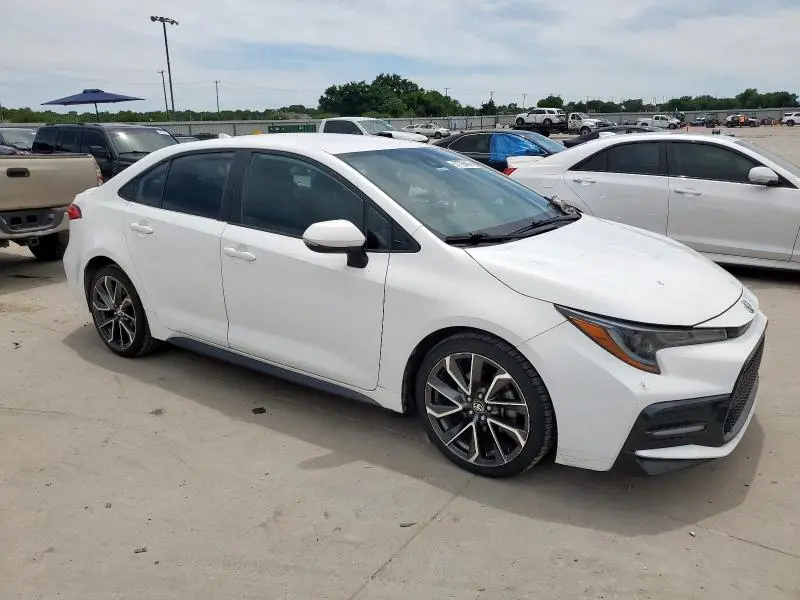 2020 TOYOTA COROLLA SE  