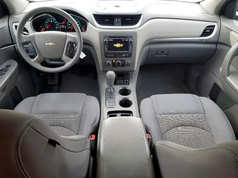 2016 CHEVROLET TRAVERSE LS  