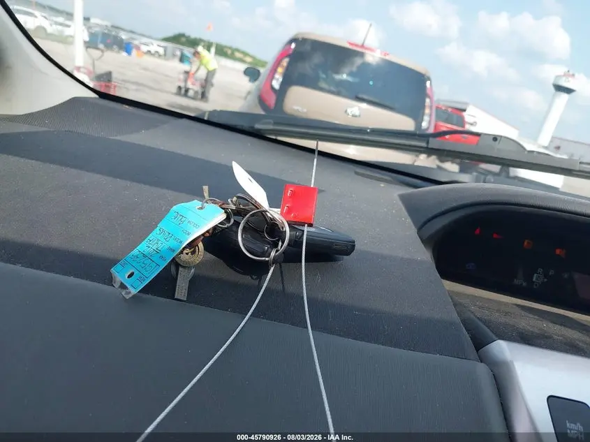 2012 TOYOTA PRIUS V TWO