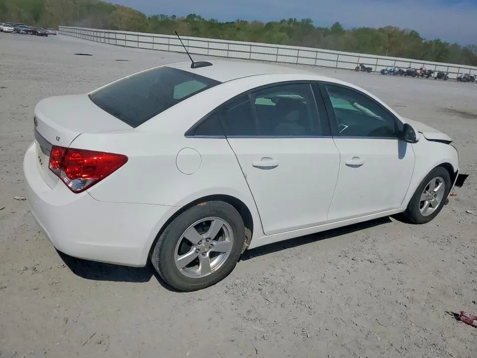 2015 CHEVROLET CRUZE LT  