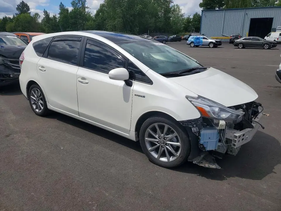 2017 TOYOTA PRIUS V FIVE  