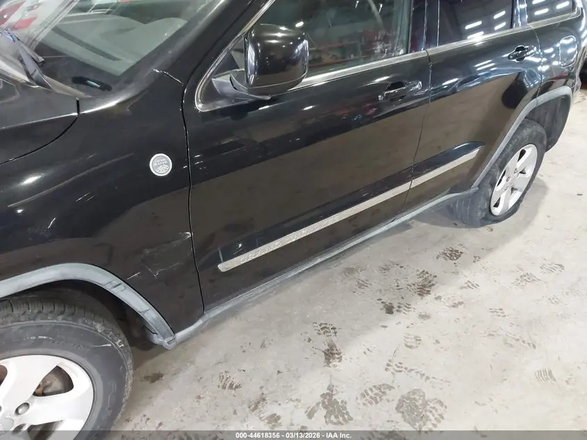 2011 JEEP GRAND CHEROKEE LAREDO