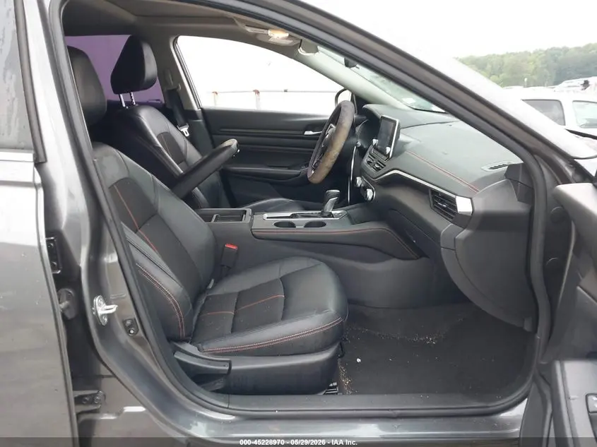2021 NISSAN ALTIMA SR FWD