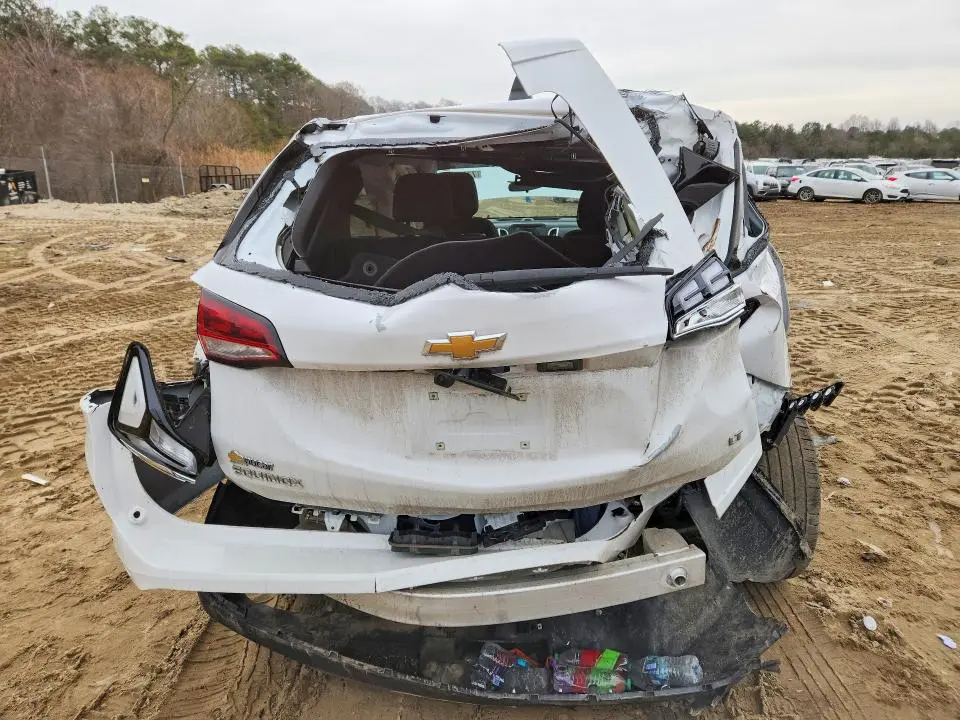 2022 CHEVROLET EQUINOX LT  