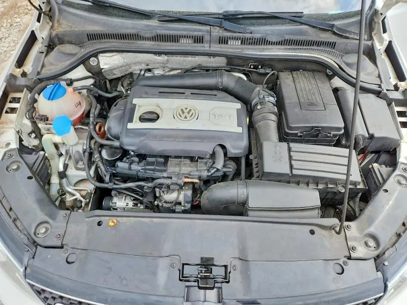 2013 VOLKSWAGEN JETTA GLI  