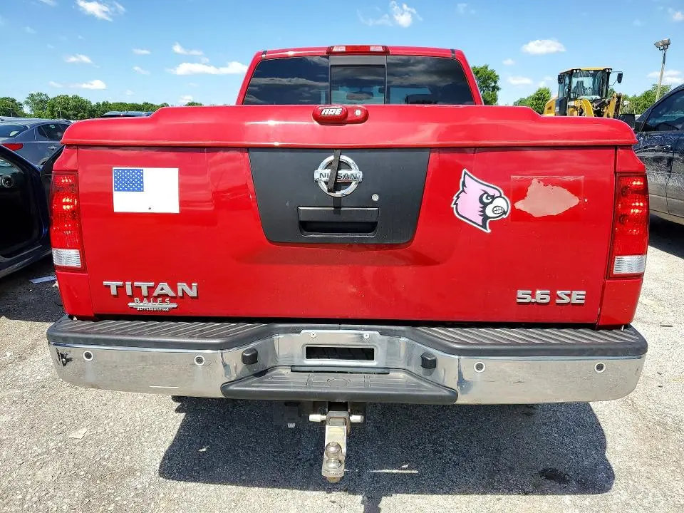 2010 NISSAN TITAN SE  