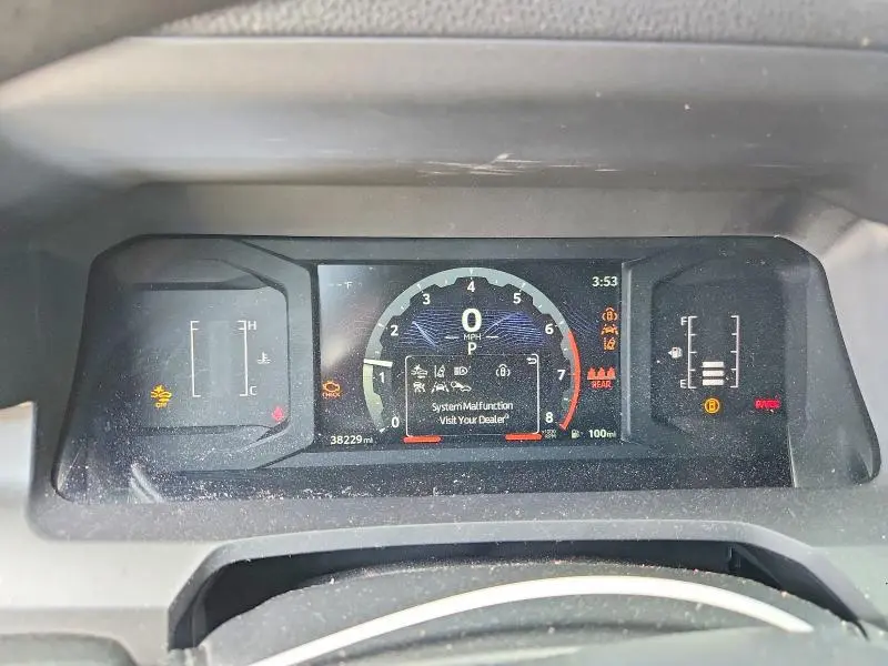2024 TOYOTA TACOMA SR5  