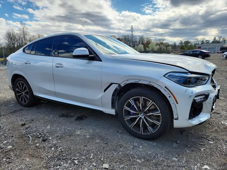 2020 BMW X6 M50I  
