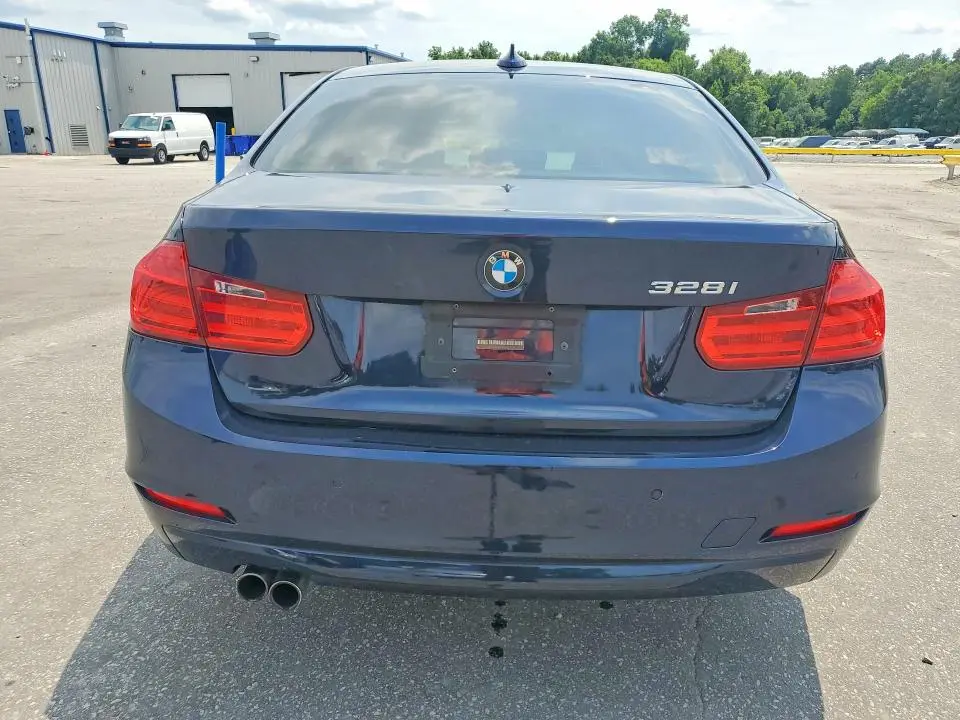 2013 BMW 328 I  