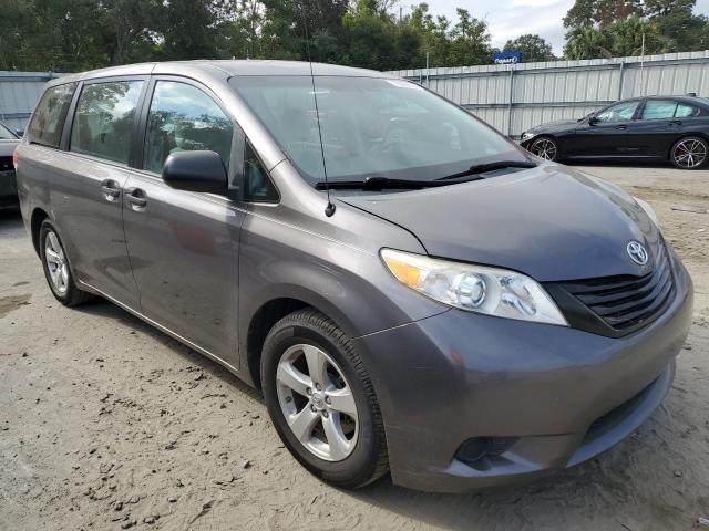 2013 TOYOTA SIENNA 