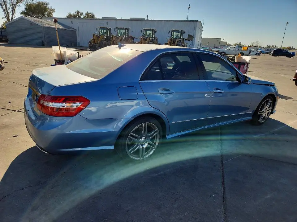 2010 MERCEDES-BENZ E 350  