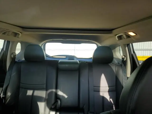 2014 NISSAN ROGUE S  