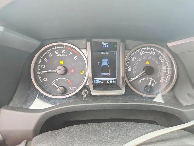 2023 TOYOTA TACOMA SR5 V6  