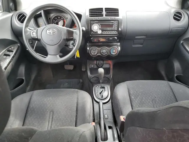2010 TOYOTA SCION XD   