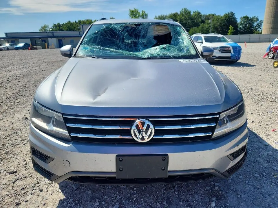 2019 VOLKSWAGEN TIGUAN SE  