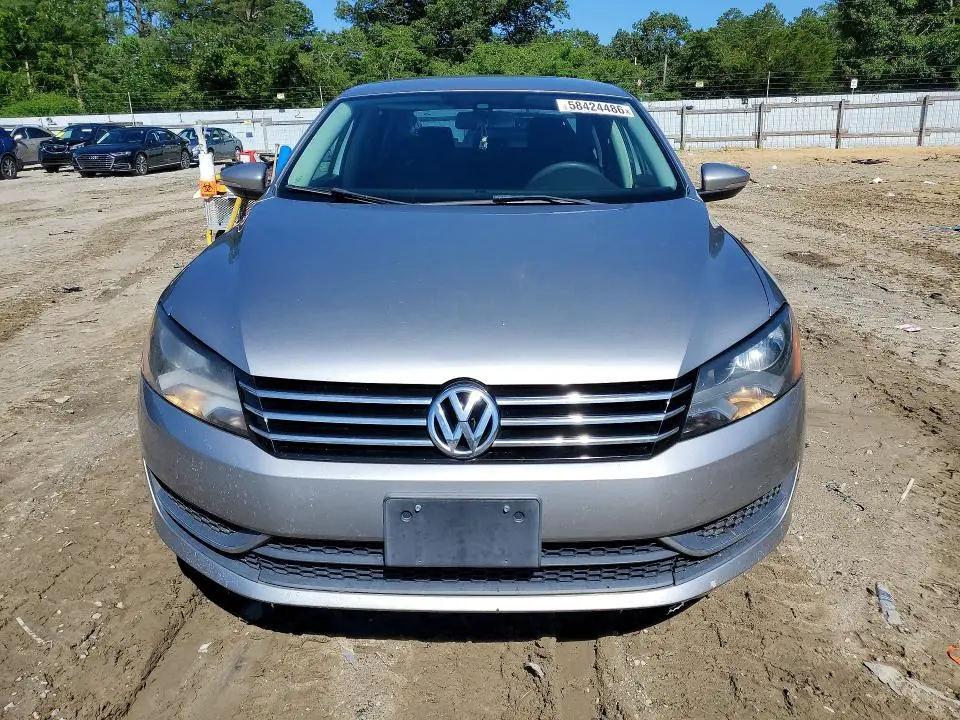 2012 VOLKSWAGEN PASSAT S  