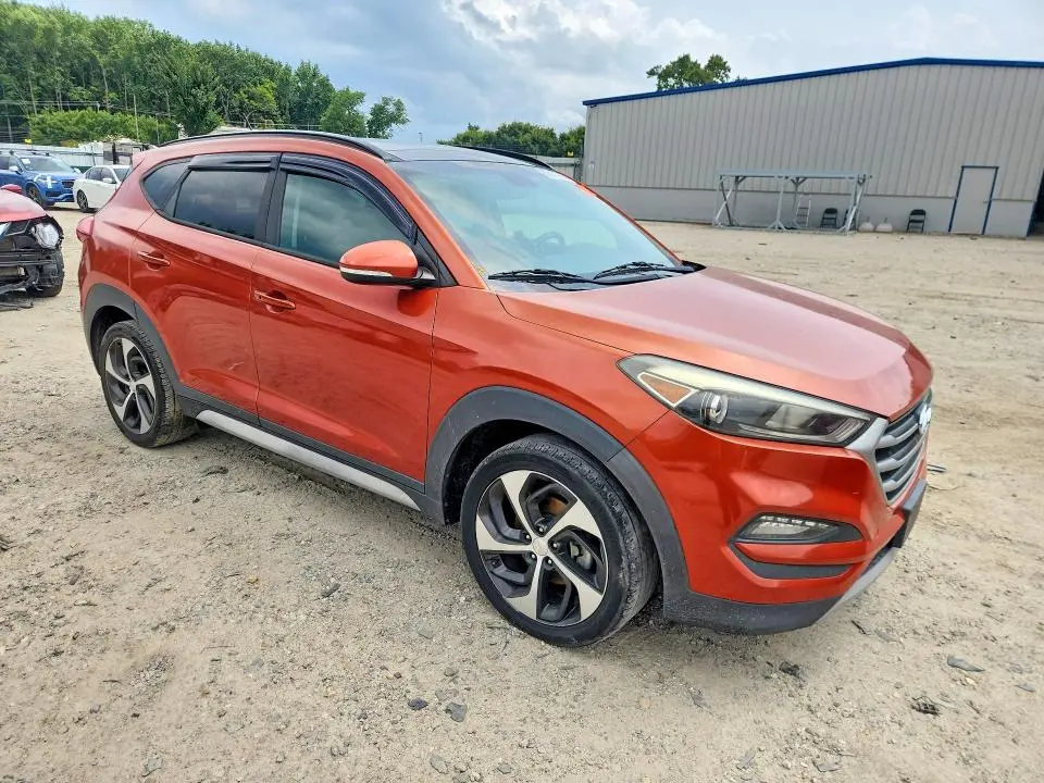 2017 HYUNDAI TUCSON VALUE  