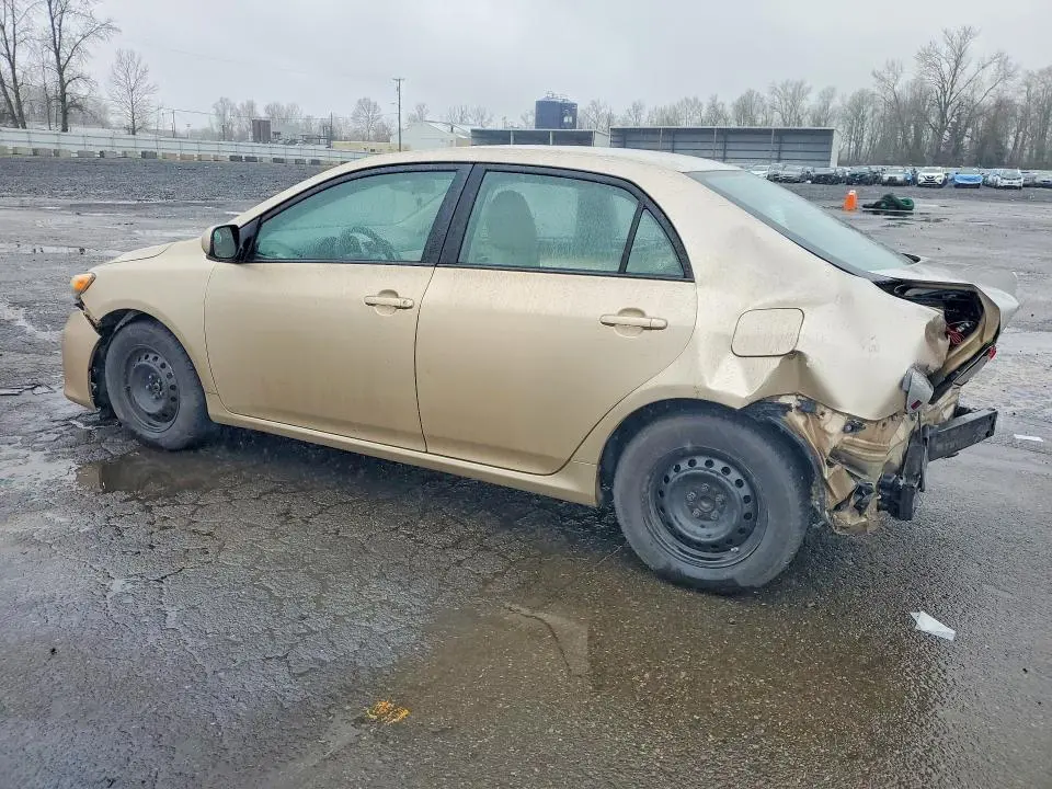 2011 TOYOTA COROLLA LE  