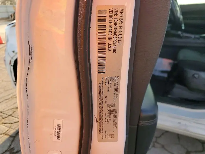 2023 DODGE DURANGO SXT  