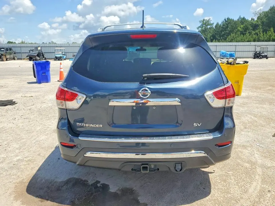 2014 NISSAN PATHFINDER SV  