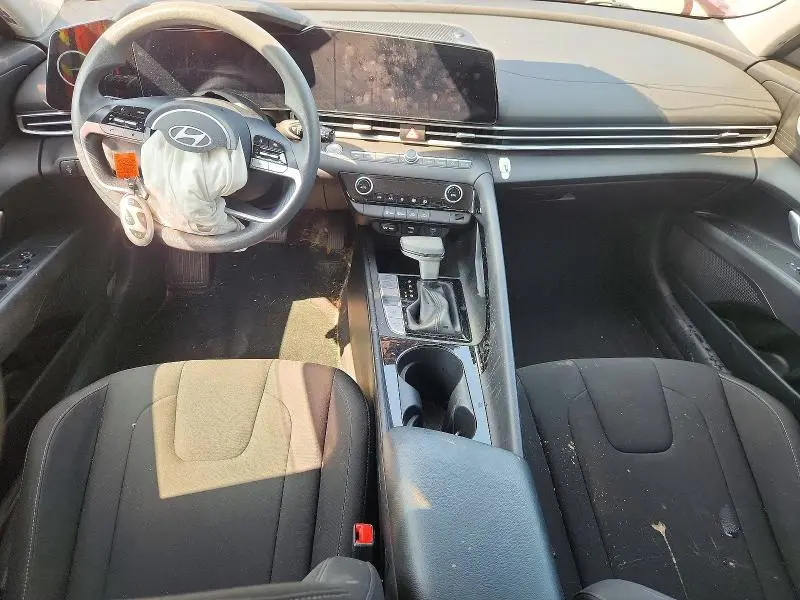 2024 HYUNDAI ELANTRA BLUE  