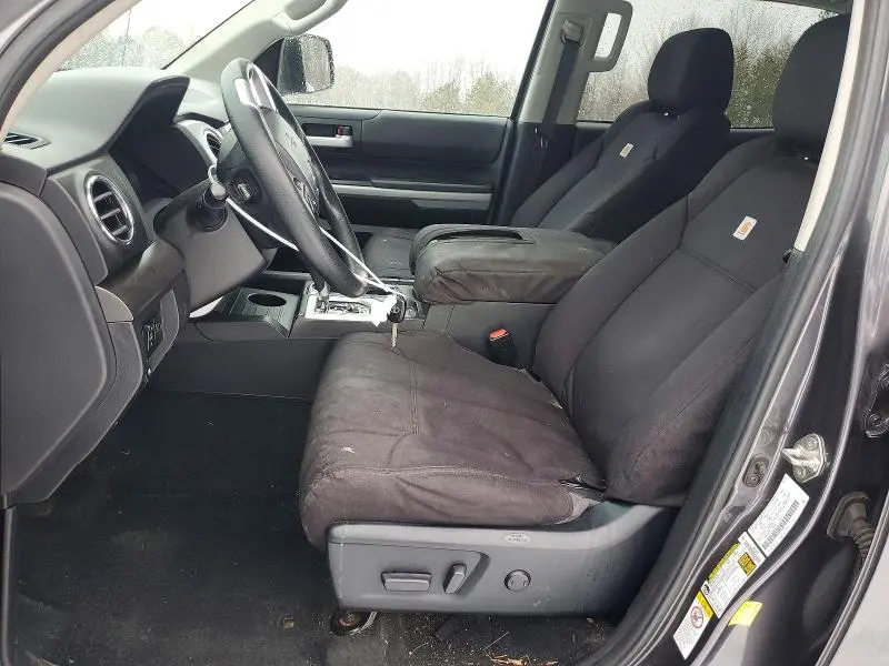 2018 TOYOTA TUNDRA CREWMAX SR5  