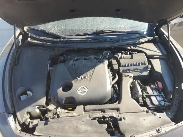 2011 NISSAN MAXIMA S  