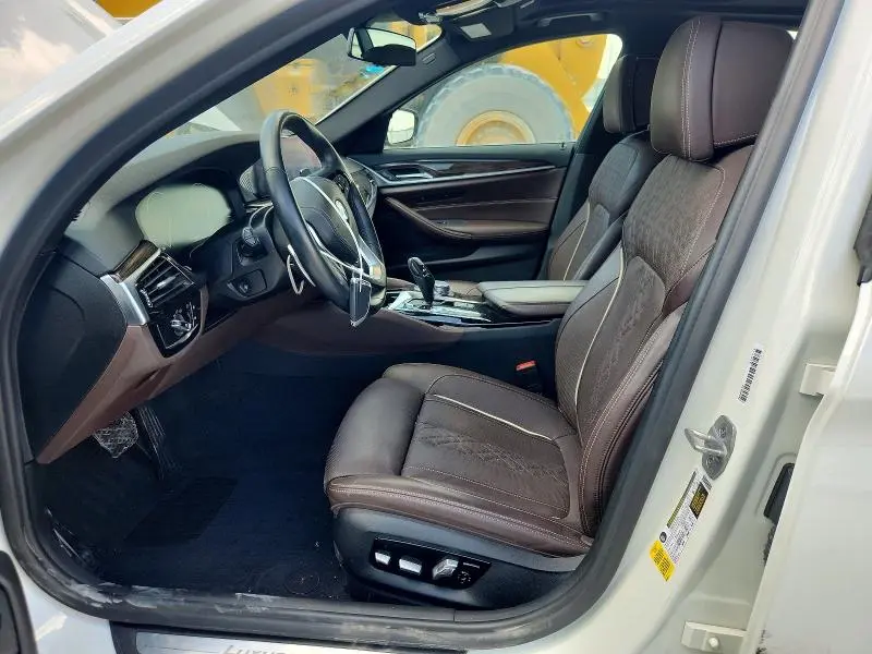 2019 BMW 540 I  