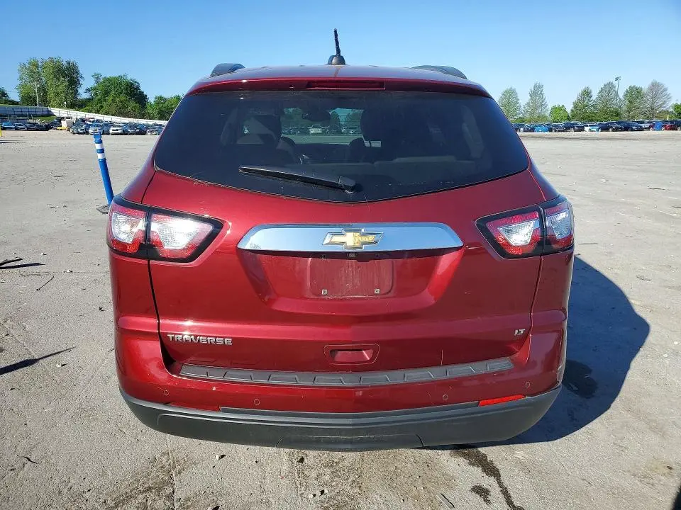2017 CHEVROLET TRAVERSE LT  